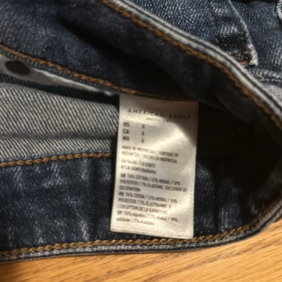 American Eagle Shorts size 6 - Picture 6 of 8